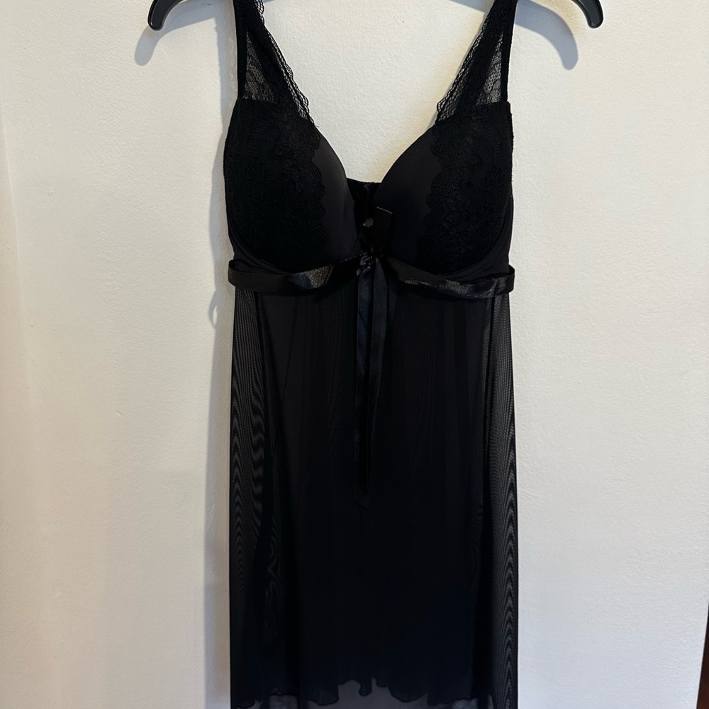 Classic Black Chemise with V-Neck and Bow Detail from Paris